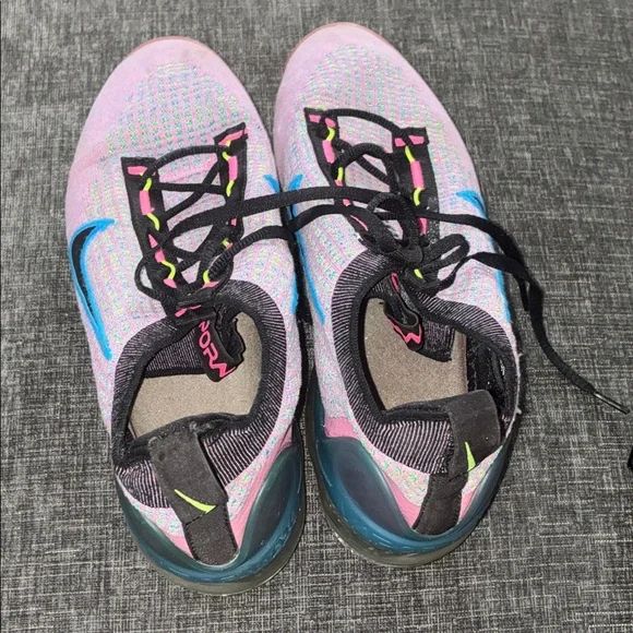 Nike VaporMax Women's Multicolor Sneakers with Blue Swoosh-Size 10.5 - Picture 6 of 8